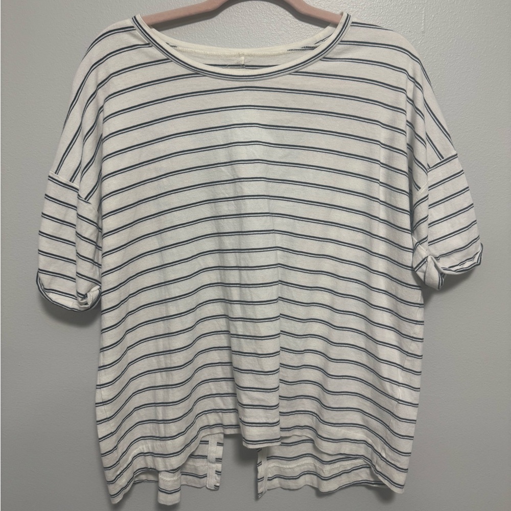 Madewell Blue and White Striped Tshirt